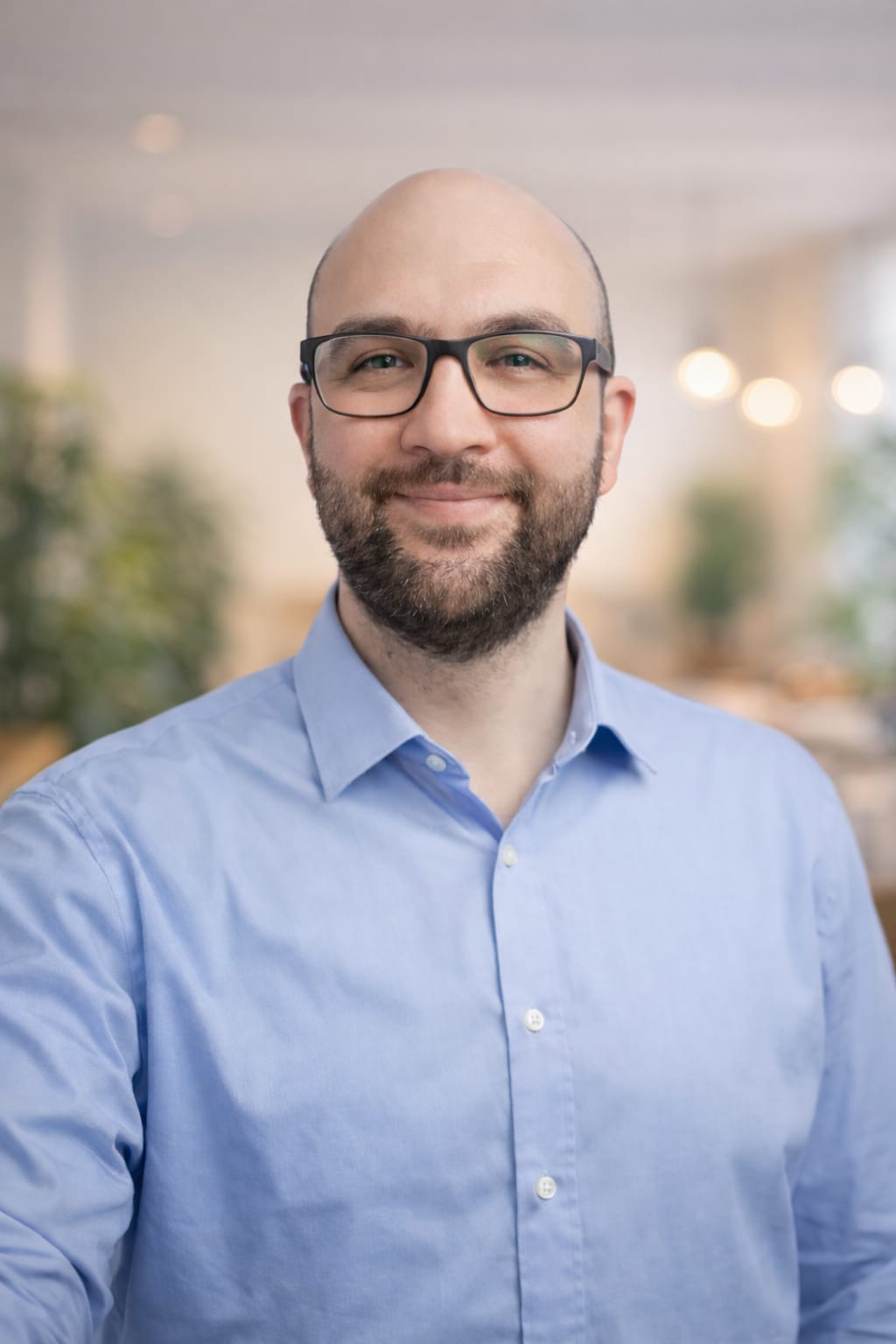 Dr. Bodrogi P&eacute;ter